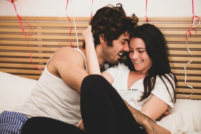 Happy couple | Concept for "wife attractive to husband"